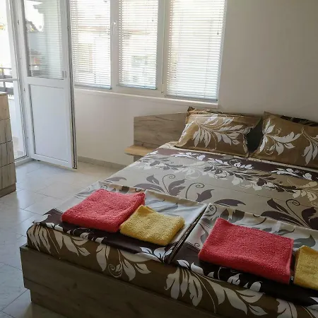 Pensión Guestrooms Stoyanovi Chernomorets