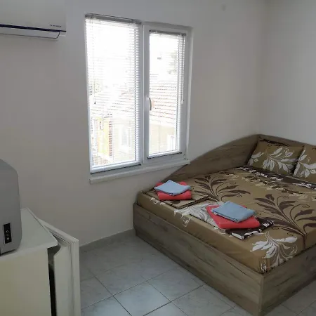 Guestrooms Stoyanovi Chernomorets